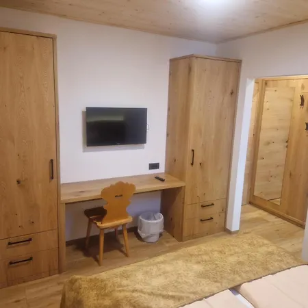 Turisticna Kmetija Ramsak Bivanje na kmetiji Zrece